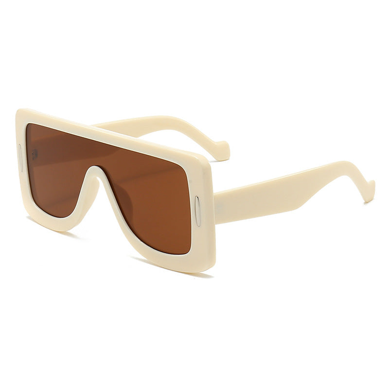 Damen Oversized Sonnenbrille im modernen Bauhaus-Stil Karnz