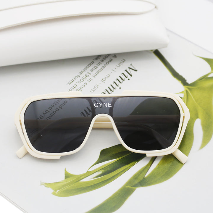 Damen Sportliche Sonnenbrille mit modernem Design Karnz