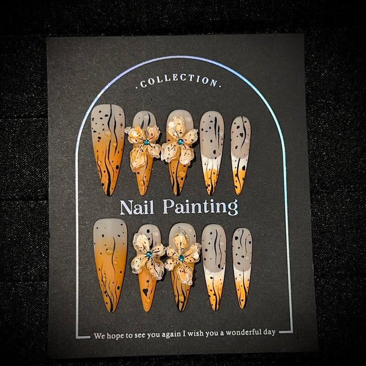 Künstlerische Blumen-Themen Nagelkunst Kollektion