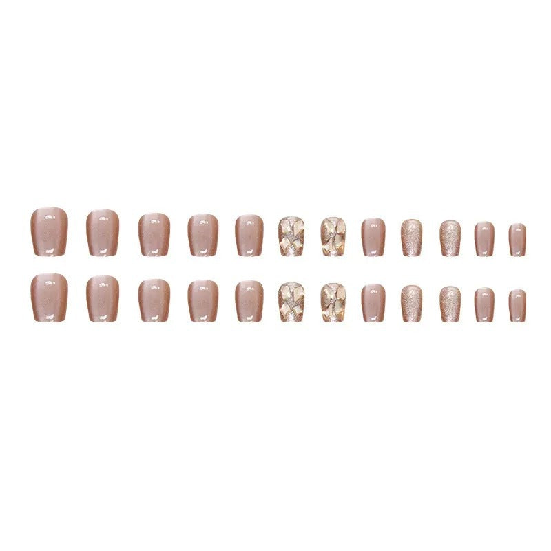 Glitter Nagelset mit luxuriösen Steinverzierungen Karnz