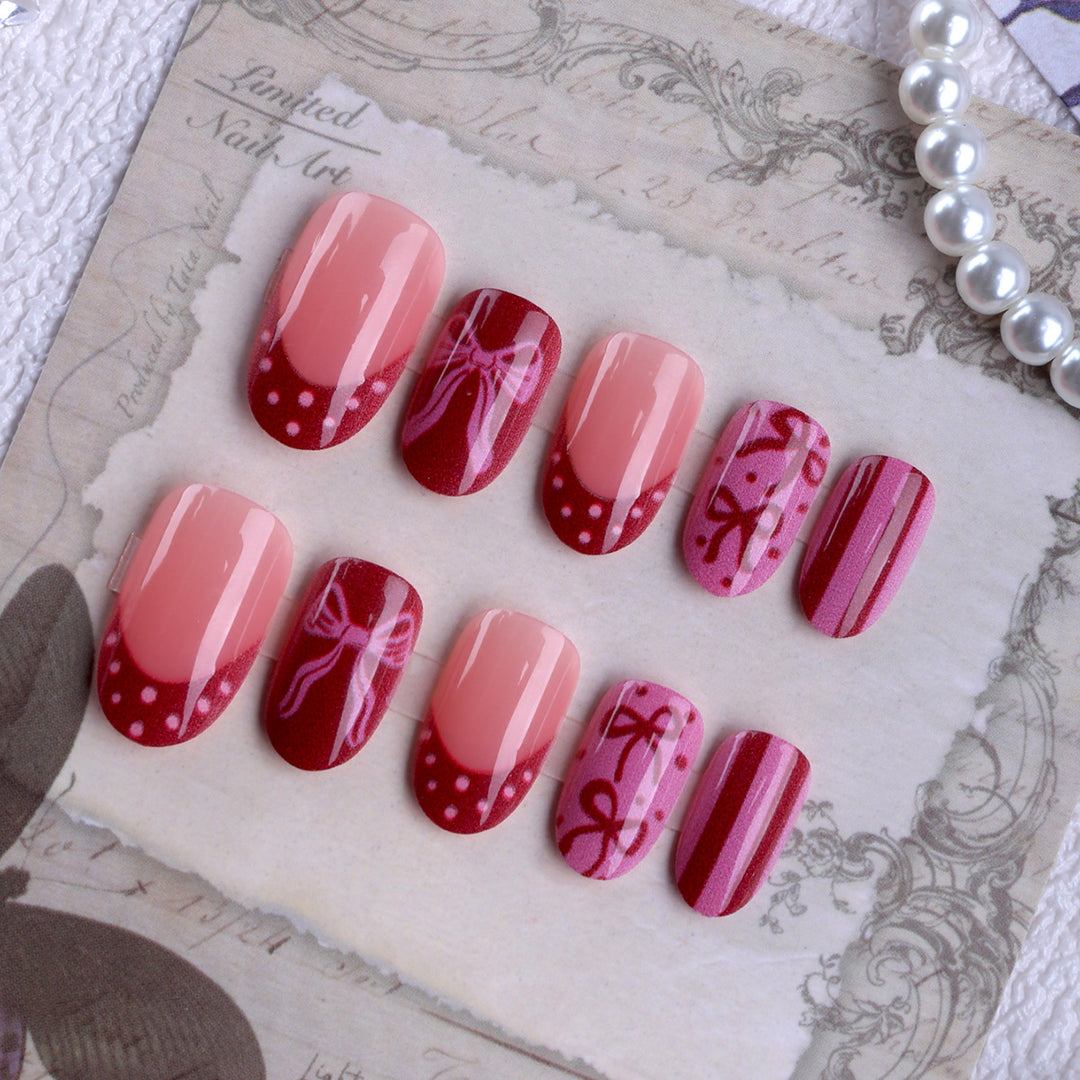 Künstliche Fingernägel mit Elegantem Design Karnz