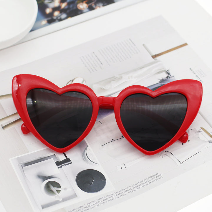 Damen Herzförmige Sonnenbrille mit glitzerndem Rahmen Karnz