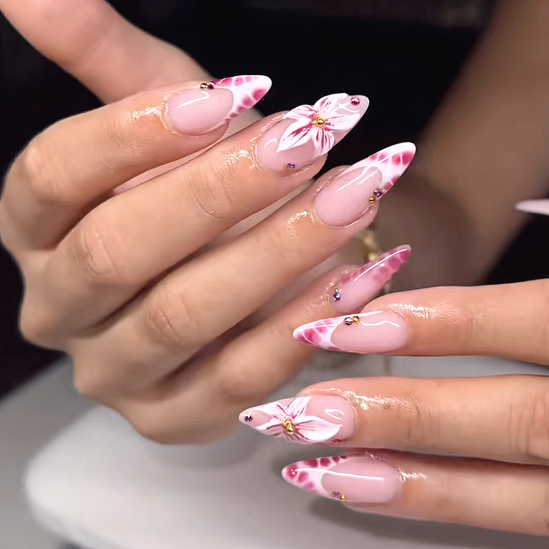 Dekorative Nagelkunst