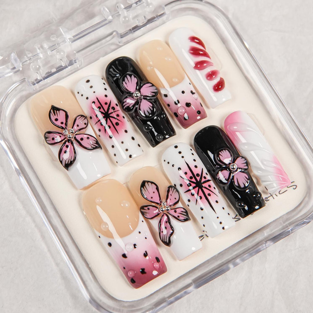 Künstlerisches dekoratives Press-On Nagelkunstset