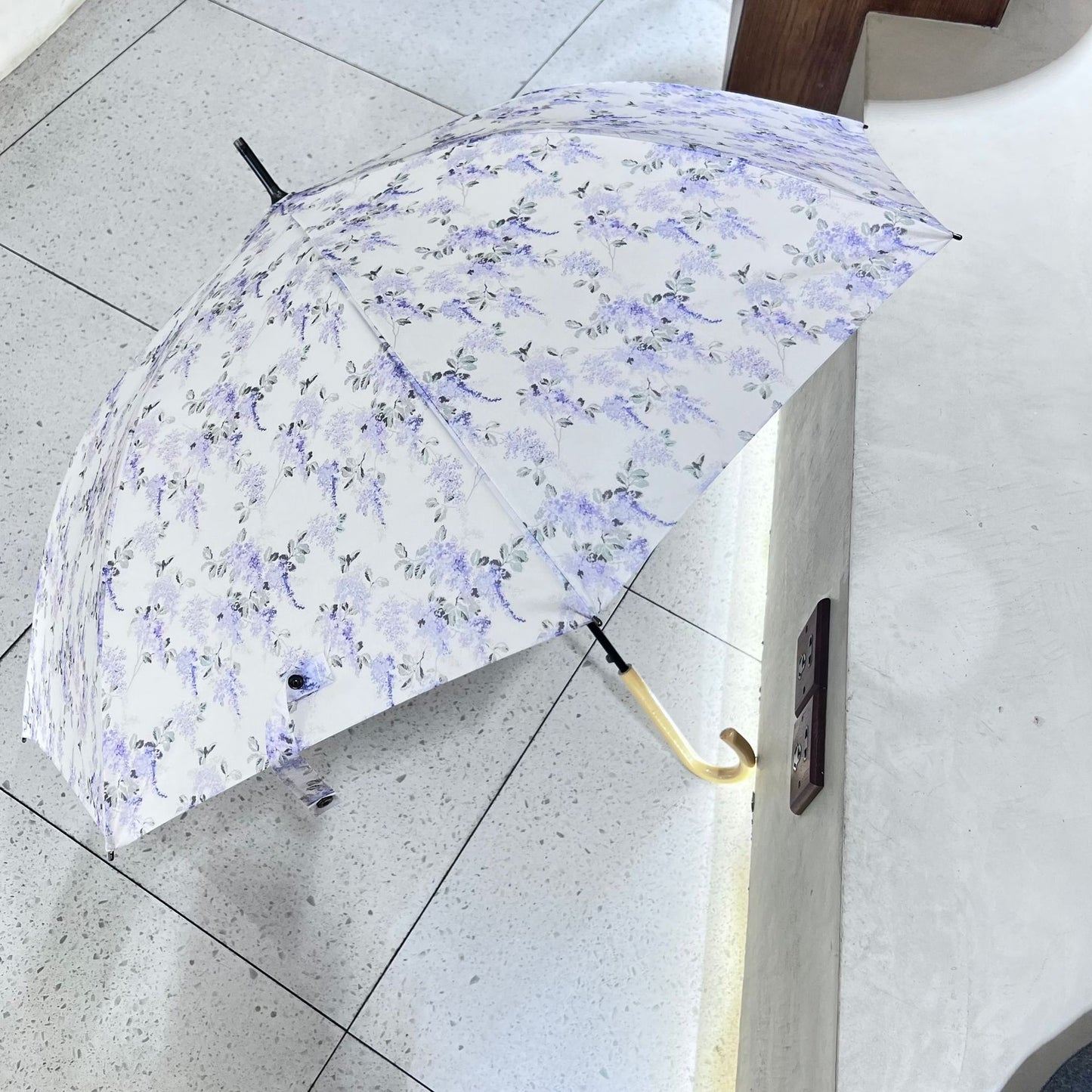 Damen Faltbarer Regenschirm mit geschmackvollem Design Karnz