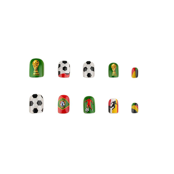 Kunstnägel Im Kreativen Fußball-Motiv Karnz