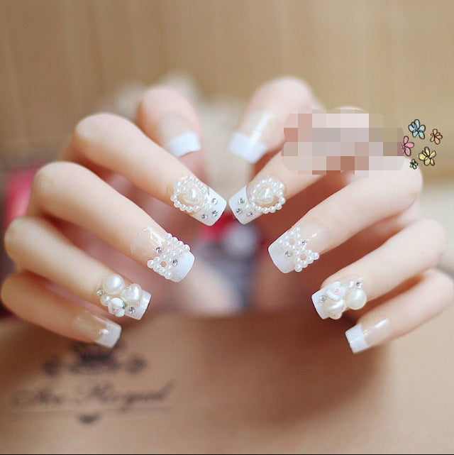 Elegante dekorative Press-On-Nagelspitzen