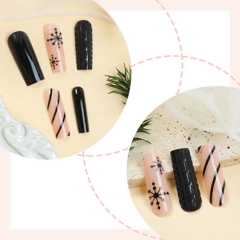 Elegantes Kunstnagel-Designset Karnz
