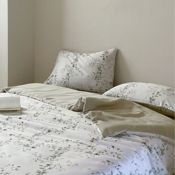 Luxuriöses Satin-Bettbezug-Set mit spitzenbesatz
