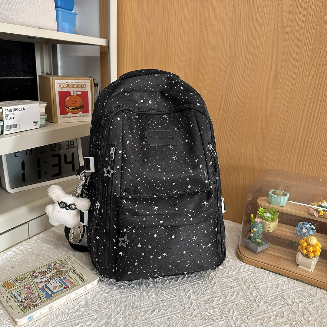 Stylischer Mehrzweck-Rucksack mit dekorativen Akzenten Karnz