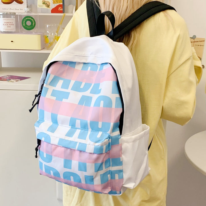 Freizeitrucksack mit Auffälligem Grafischem Design und Praktischen Fächern Karnz