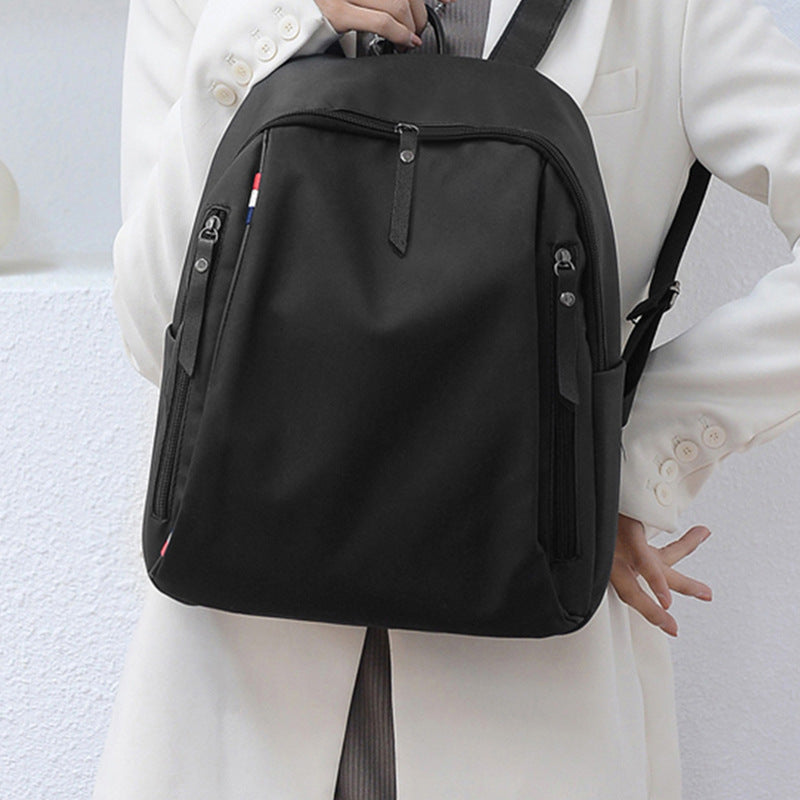 Zeitgenössischer Reise-Rucksack Karnz