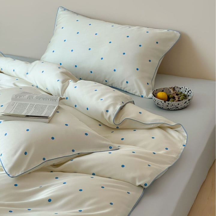 Polka-Dot Baumwollsatin Bettbezug Set mit kontrastfarbiger Paspel und Kissenbezügen