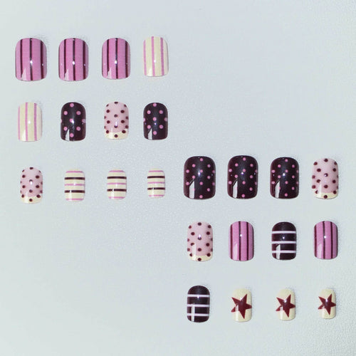 Künstlerisch von Desserts inspirierte Nagelkunst
