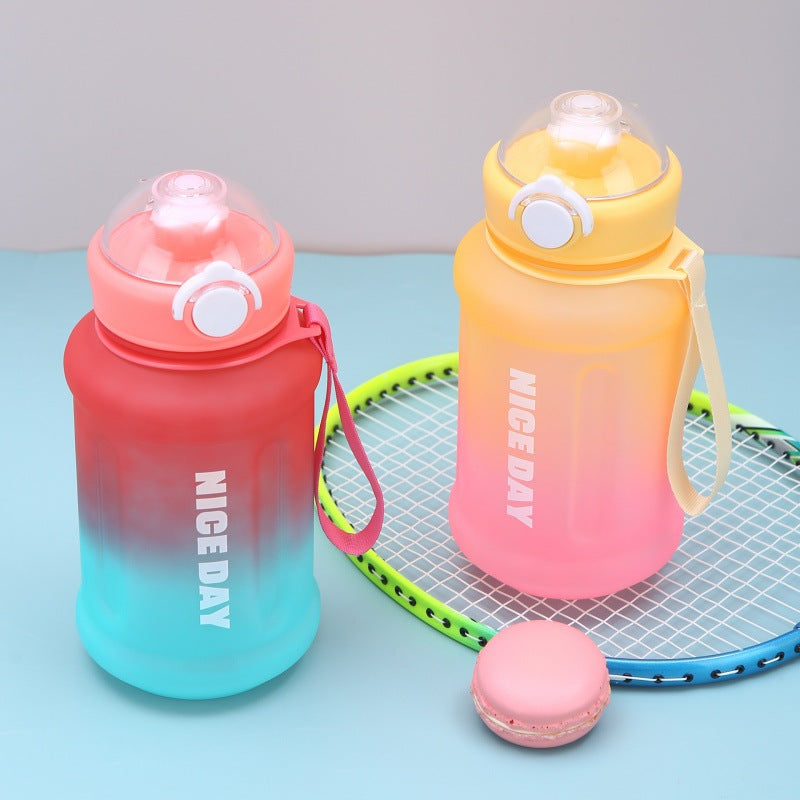 Damen Multifunktionale Sport-Trinkflasche mit ergonomischem Griff und praktischem Auslaufschutz Karnz