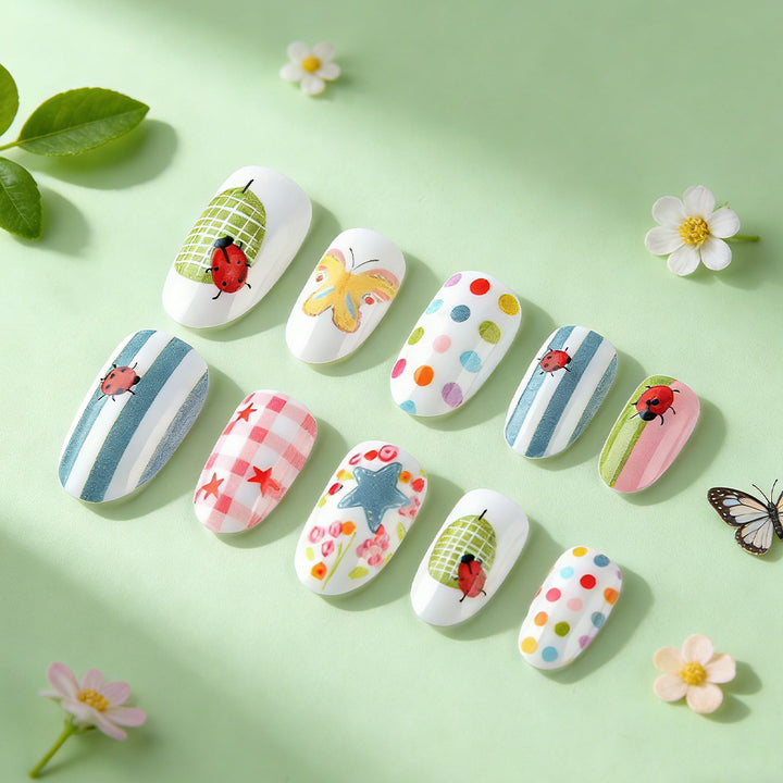 Verspieltes dekoratives Druck-Nagelkunst-Set Karnz