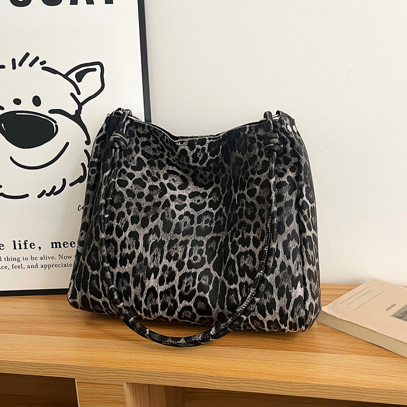 WoPremium Tierdruck Schultertasche Karnz