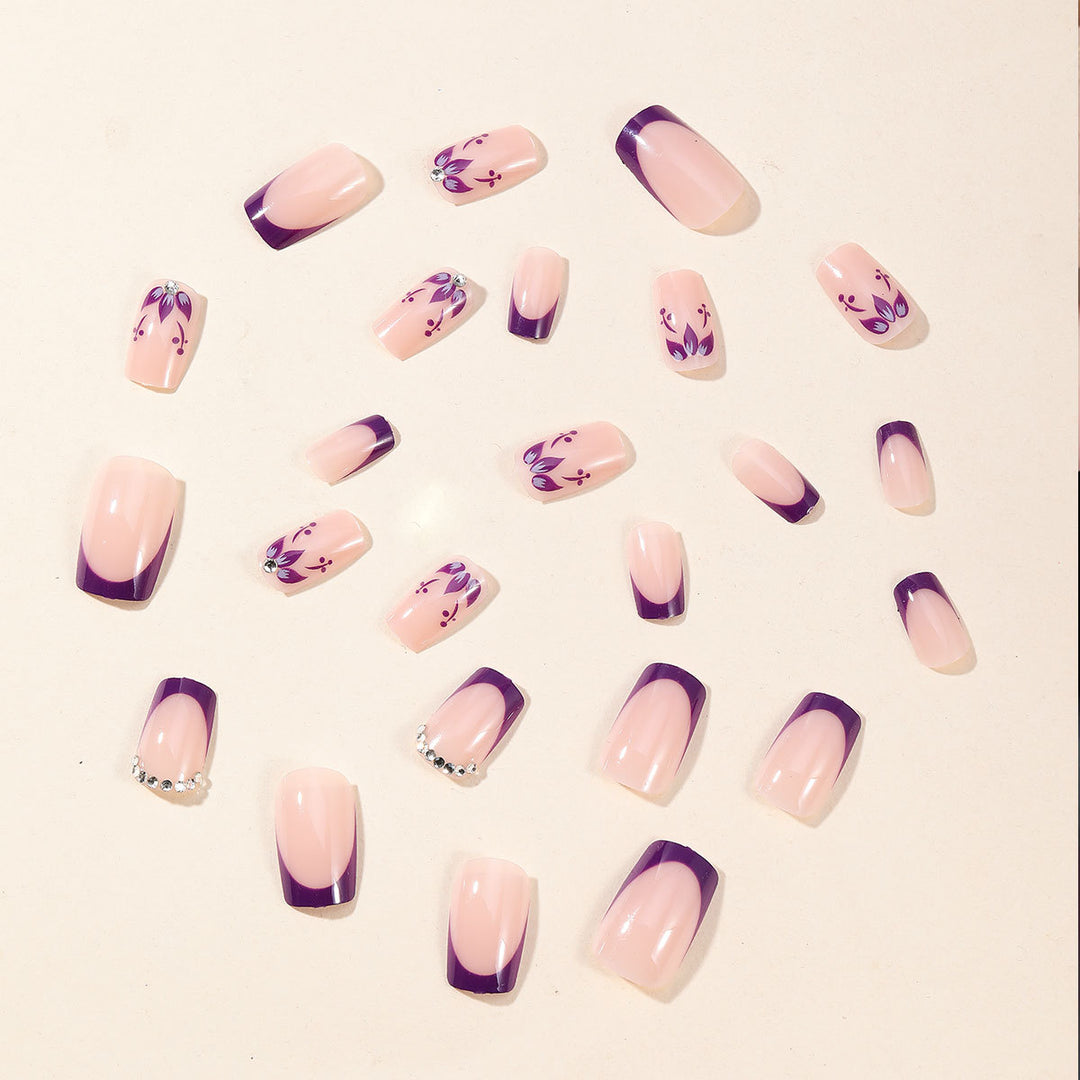 Künstlerische florale Acryl-Nagelerweiterungen Karnz