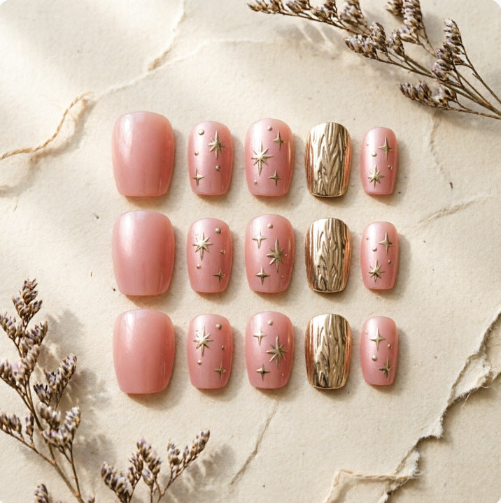 Kunstnagelset Karnz