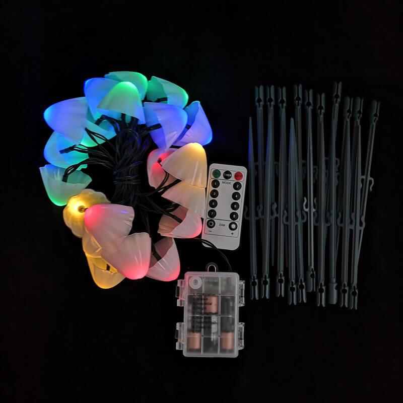 Moderne, kreative LED-Lichterkette in Pilzform aus Kunststoff für die Terrasse