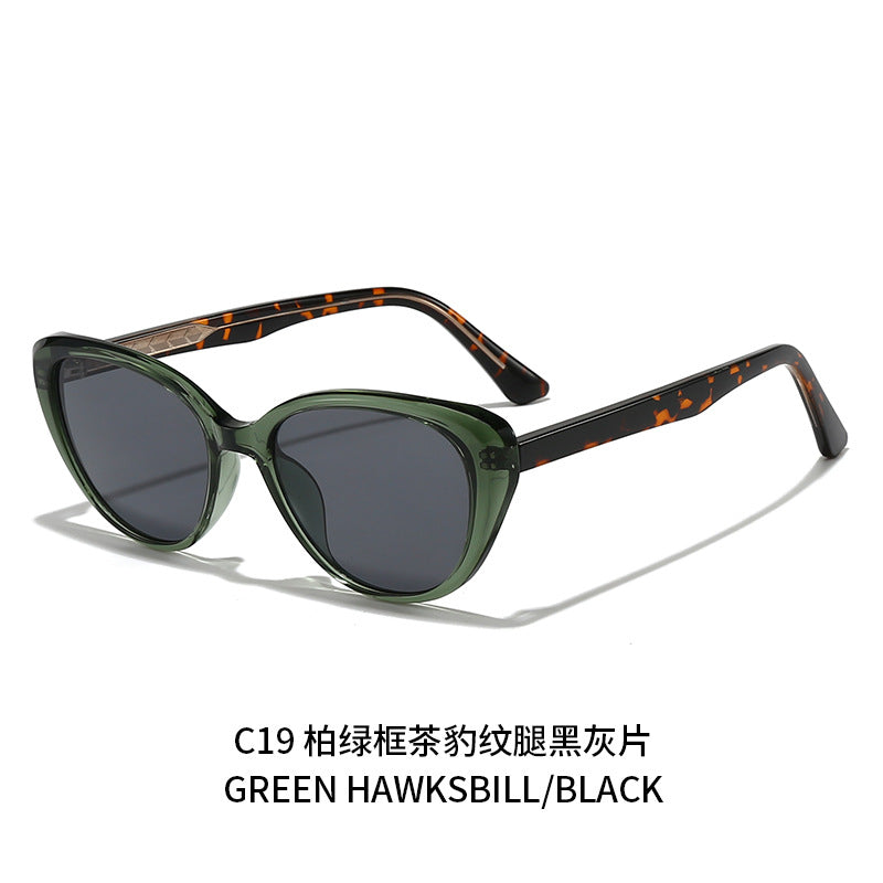 Damen stylische Cat-Eye Sonnenbrille mit UV-Schutz und komfortablem Gestell Karnz