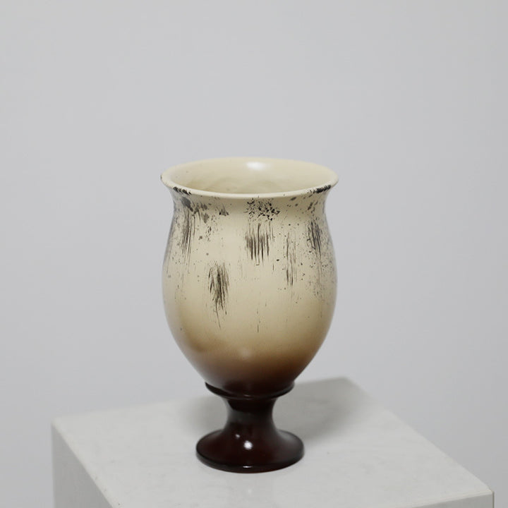 Künstlerische dekorative Fußvase