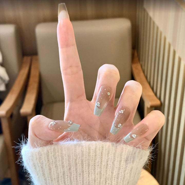 Künstlerische Nageldesigns Set Karnz