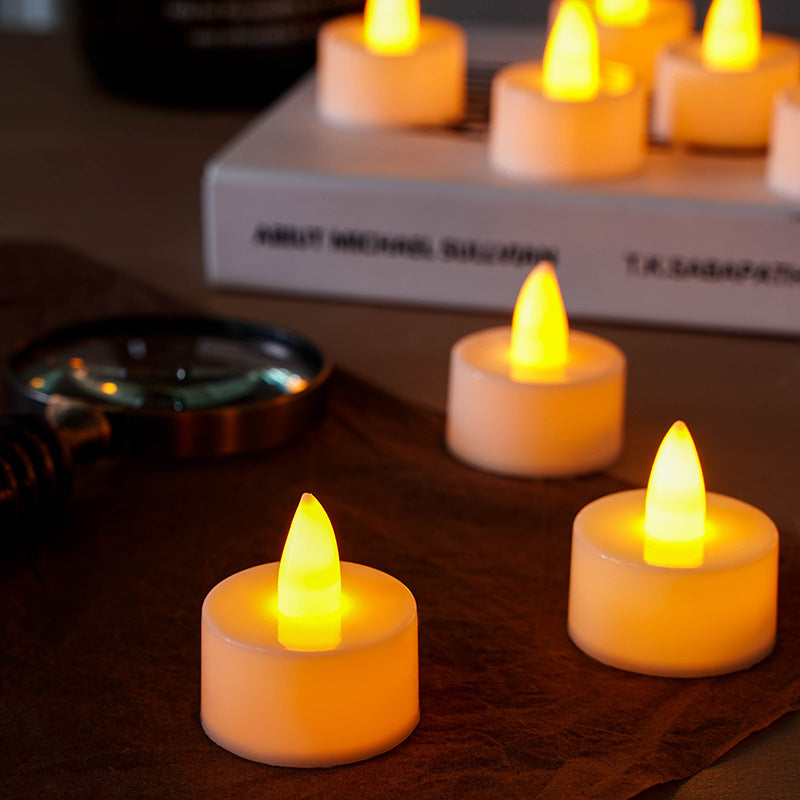 Flammenlose LED Teelicht-Votivkerze mit realistischem Flackern und Wachshülle