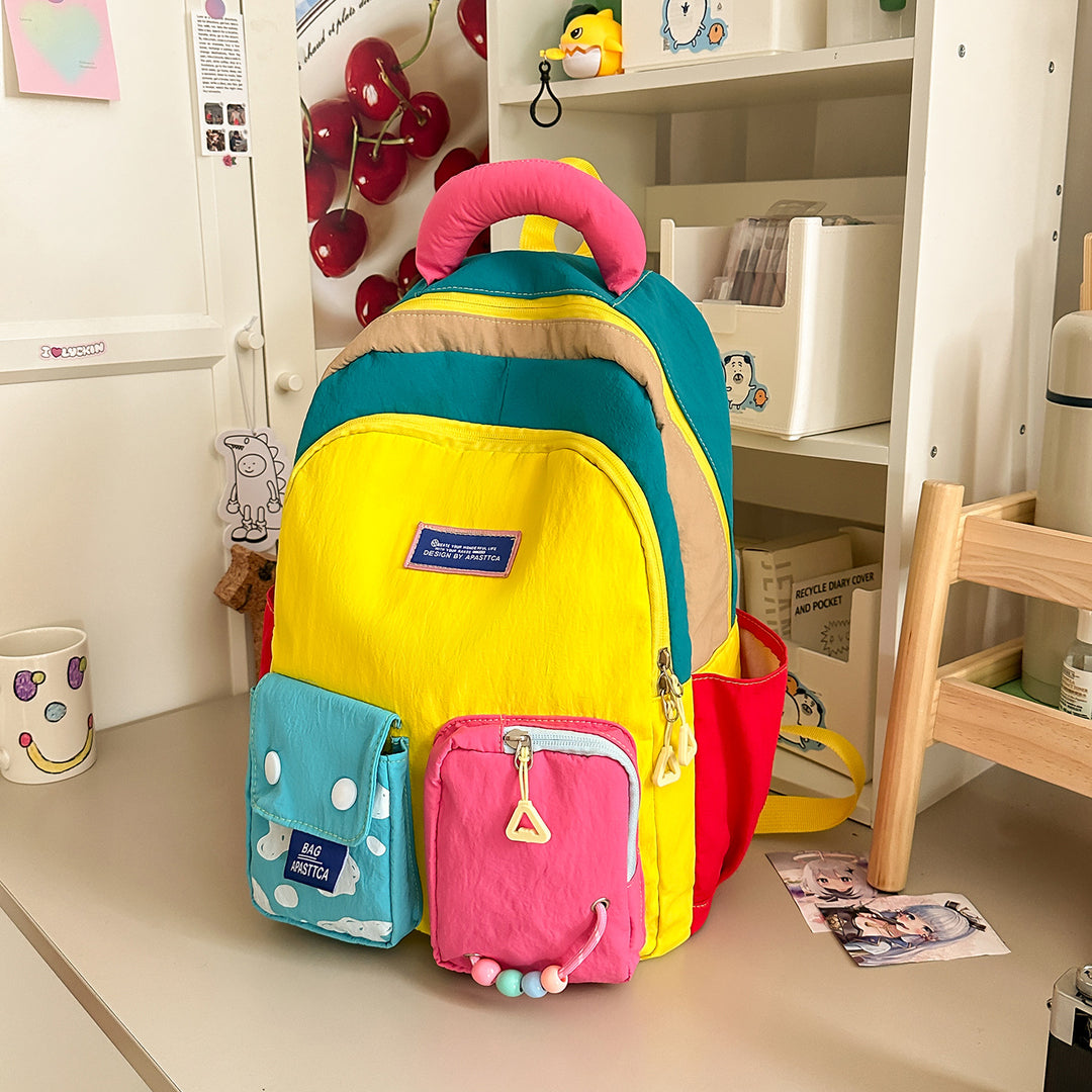 Bunter Mehrfach-Taschen Rucksack Karnz