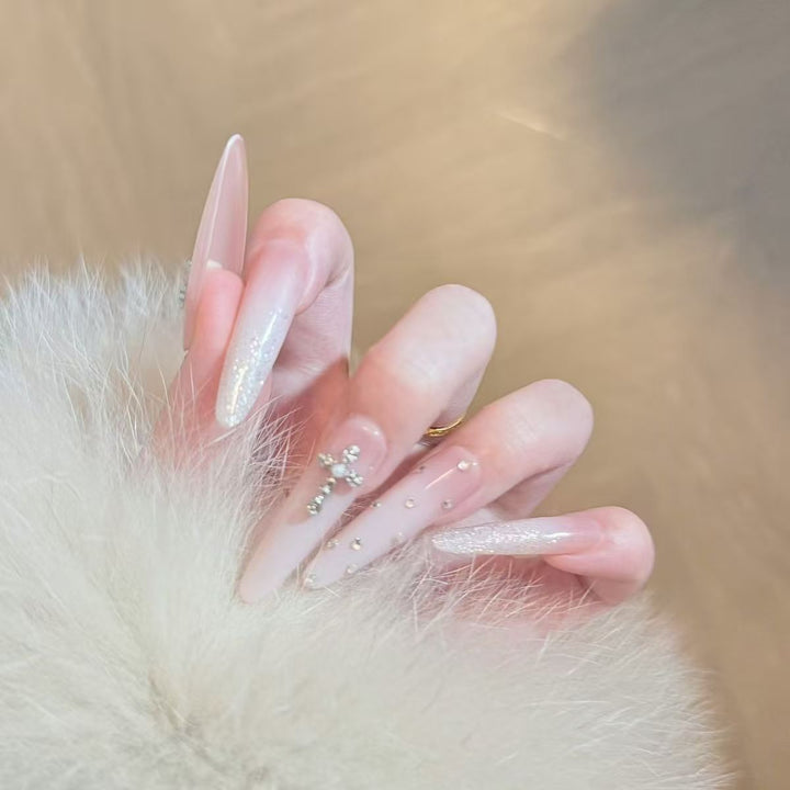 Dekorative Lange Nagelkunst Karnz