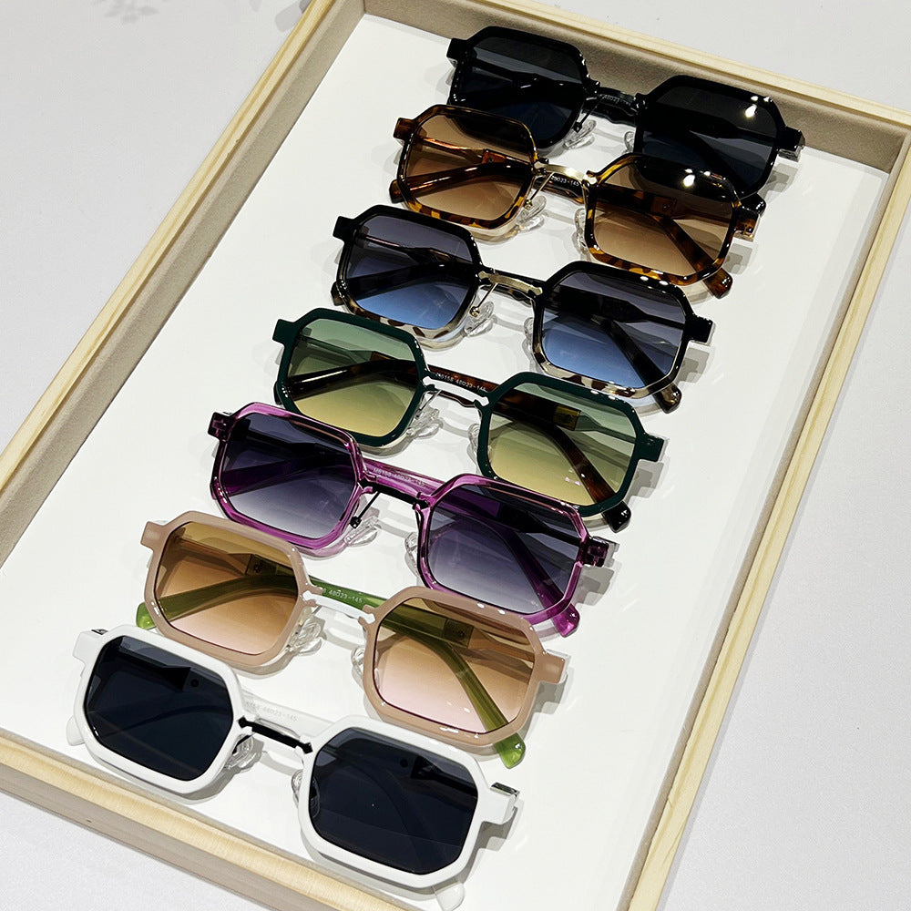 Moderne geometrische rechteckige Sonnenbrille Karnz