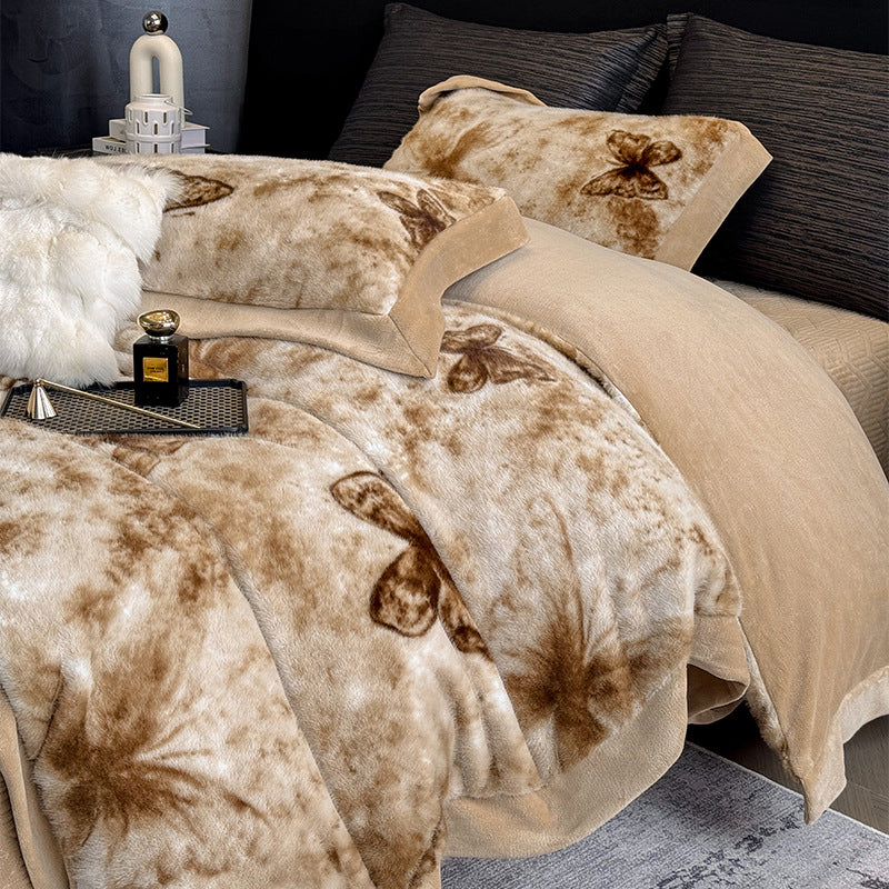 Plüsch-Effekt-Fleece Wendebettwäsche Set mit geprägten Schmetterlingsakzenten und Mikrofaser-Rückseite