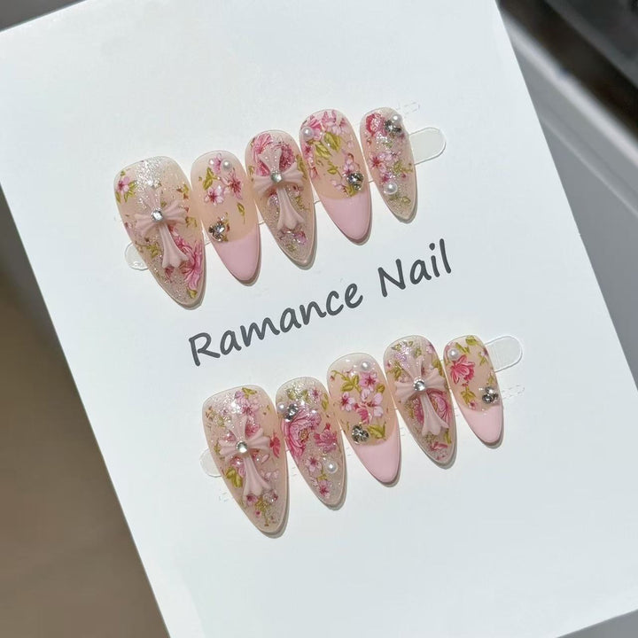 Floral Themed Press-On Nail Set Karnz