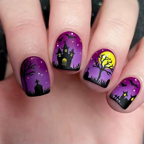 Kunstnägel mit Gruseligem Halloween-Motiv Karnz