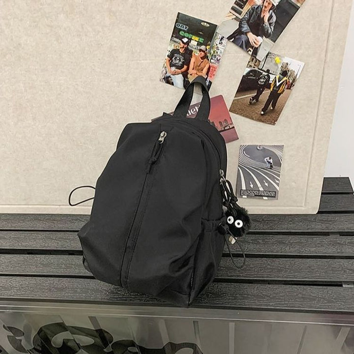 Moderner kompakter Reise-Rucksack Karnz