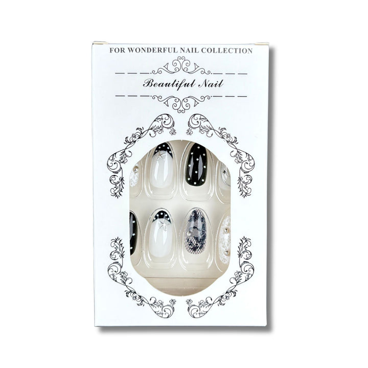 Kreatives thematisches Press-On Nail Art Set