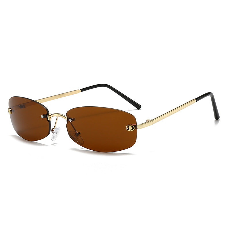 Stylische moderne rechteckige Sonnenbrille