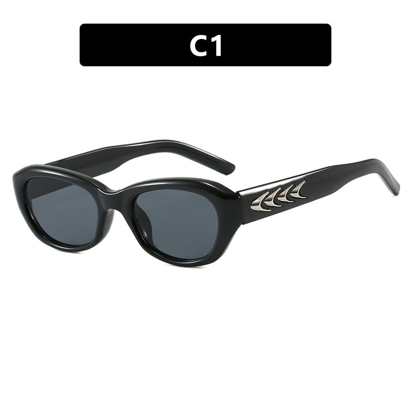 Damen modische Sonnenbrille mit sculpturalen Akzenten Karnz