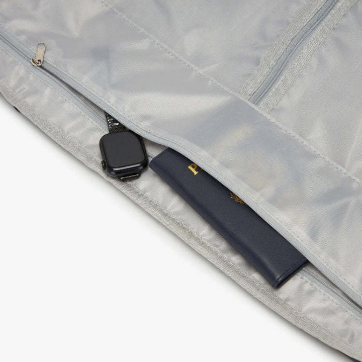 Geräumige Sport- und Reisetasche Karnz
