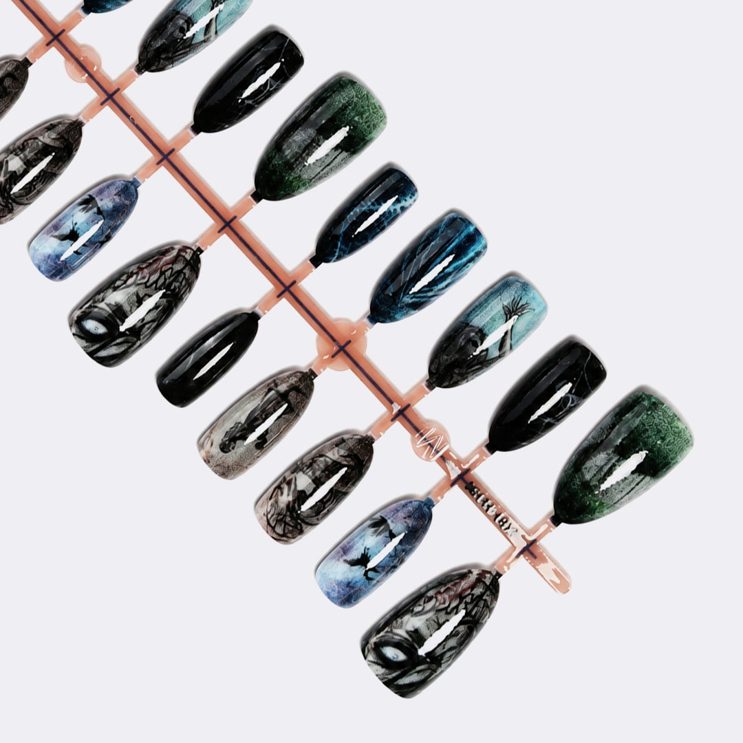 Kunstnagelset mit kreativen und fantasievollen Designs Karnz