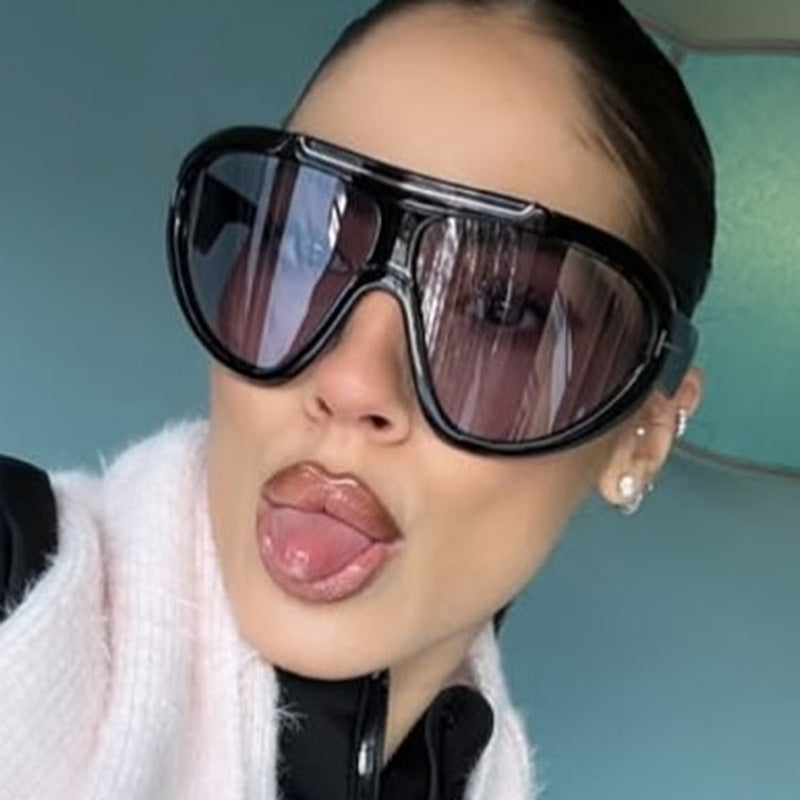 Damen Oversized-Sonnenbrille im modernen, transparenten Design Karnz