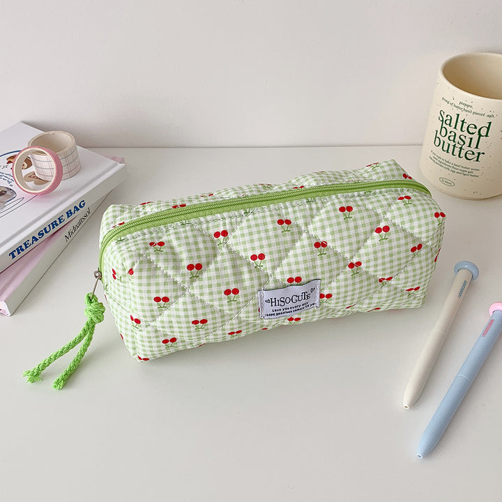 Quilted Cherry Print Stiftetui Karnz