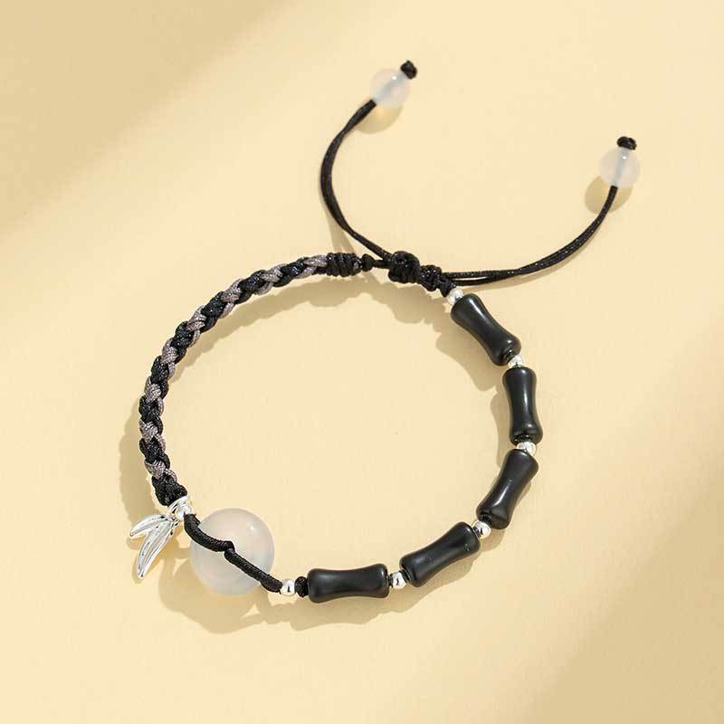 Verstellbares Armband mit Edelstein- und Blatt-Anhänger Karnz