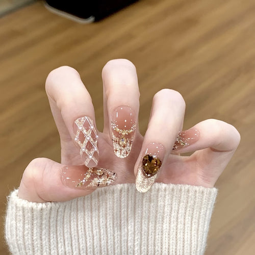Künstlerisches dekoratives Press-on-Nagelset Karnz