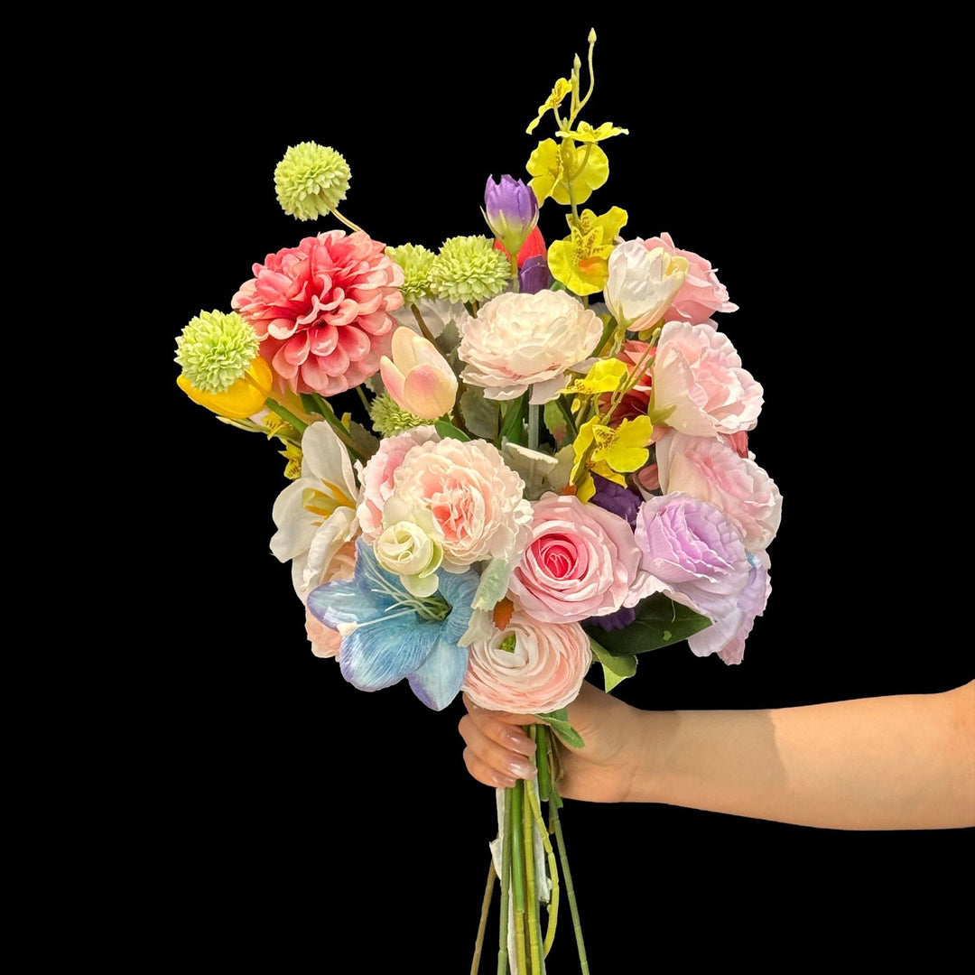 Lebensechter Mehrblüten-Blumenstrauß