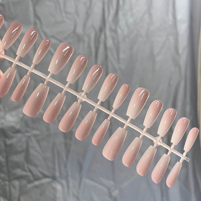 Elegante French Tip Press-On Nagelkollektion Karnz