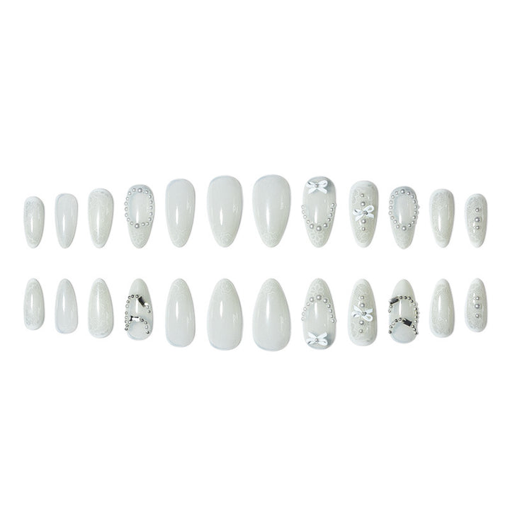 Elegante Spitzen Design Nagelverlängerungen Karnz