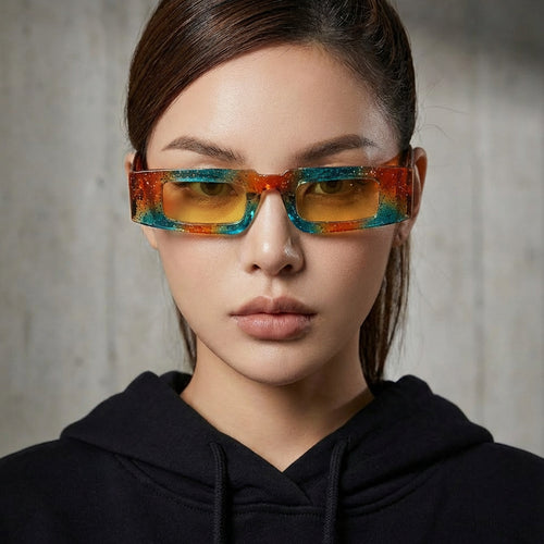 Damen modische geometrische Sonnenbrille mit transparentem Rahmen und polarisierenden Gläsern Karnz
