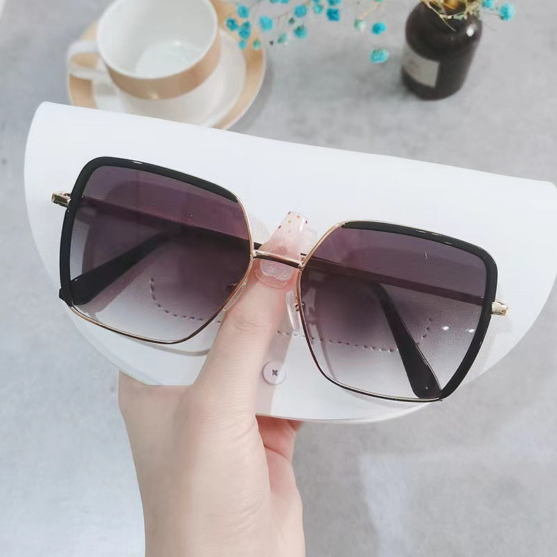 Damen stilvolle Oversized-Sonnenbrille Karnz