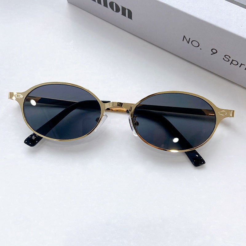 Modische Runde Sonnenbrille mit Elegantem Goldenen Rahmen Karnz